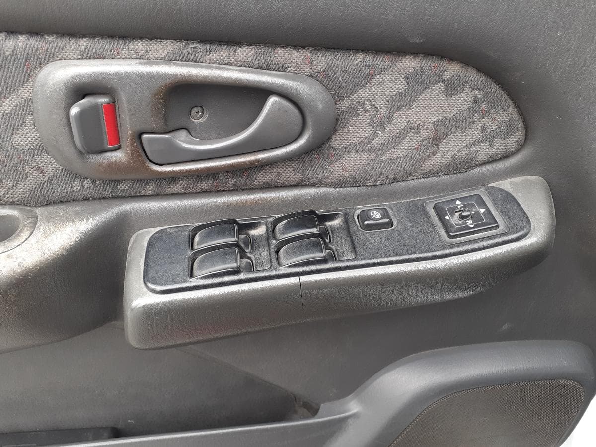 Mitsubishi L200 Strakar 2.5 TD · Ano 1999 — image 21