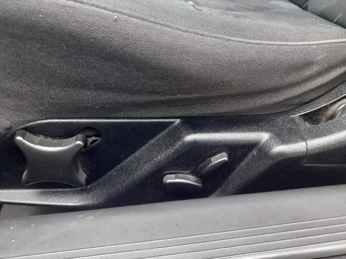 Mercedes-Benz E220 CDI · Ano 2000 — imagen 24