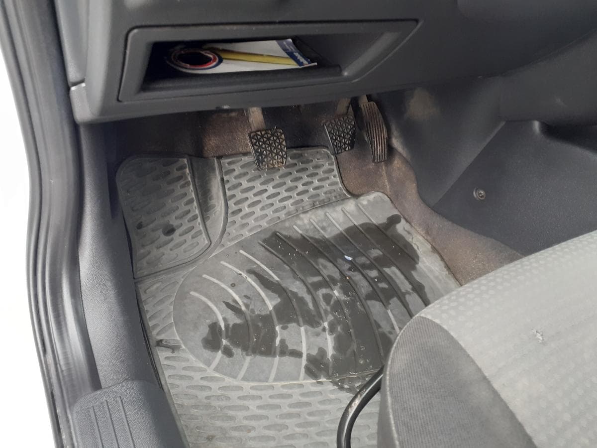 Opel Combo 1.3 CDTI · Ano 2011 — imagen 13