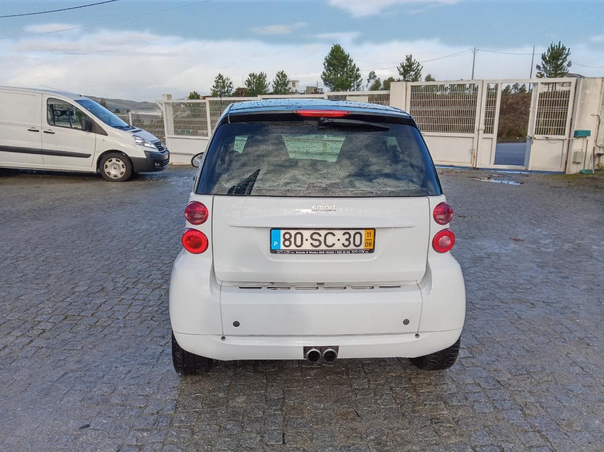 Smart Fortwo Coupé · Ano 2011 — imagem 5