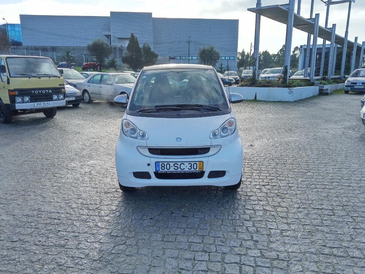Smart Fortwo Coupé · Ano 2011 — imagem 2
