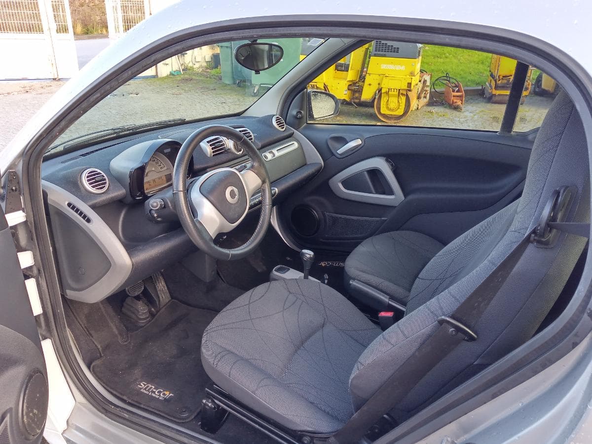 Smart Fortwo Coupé · Ano 2011 — imagem 10