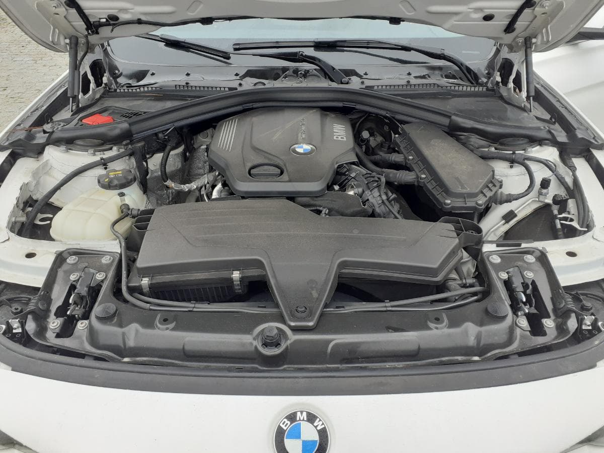 BMW 316D · Ano 2015 — imagen 14
