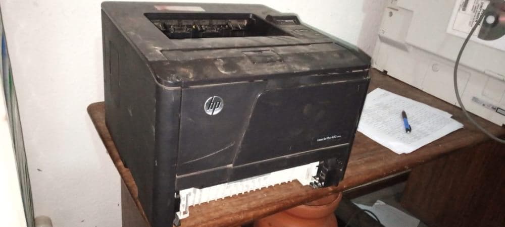 Impressora HP Laserjet P2055d  + Impressora HP Laserjet P2015n  + Impressora HP Laserjet Pro 400  · — imagem 3