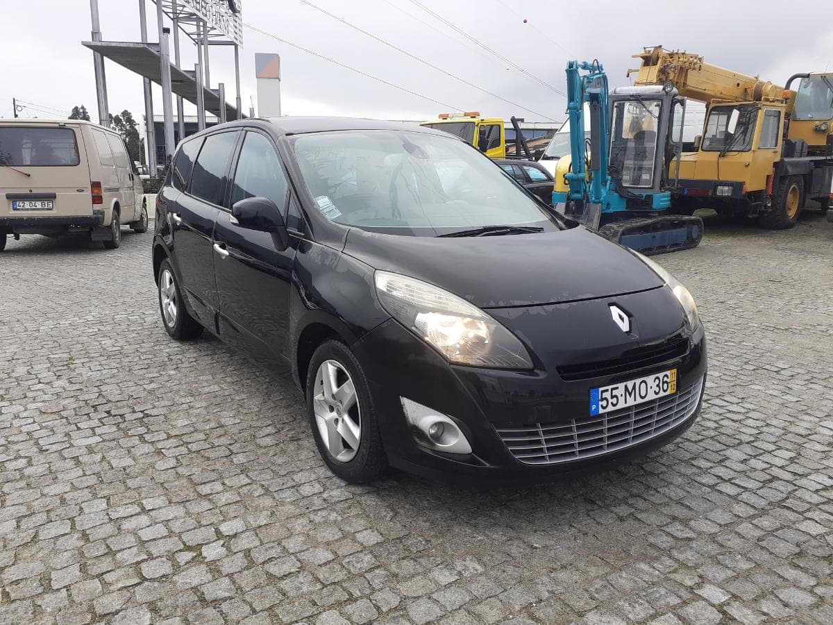 Renault Grand Scénic 1.6 DCI · Ano 2011 — imagem 1