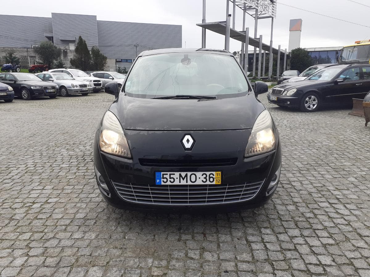 Renault Grand Scénic 1.6 DCI · Ano 2011 — imagem 2