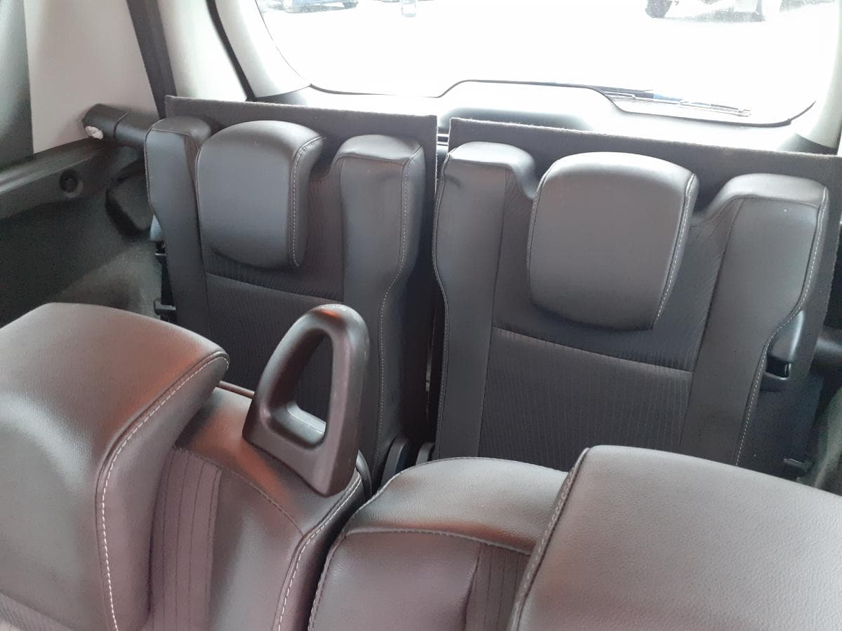 Renault Grand Scénic 1.6 DCI · Ano 2011 — imagem 19
