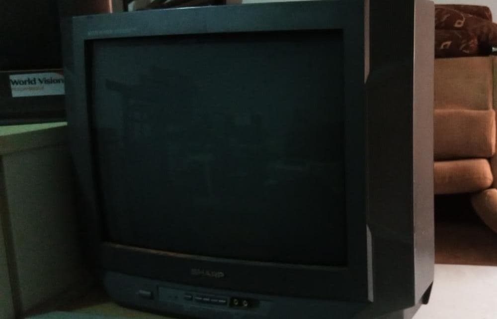 TELEVISOR SHARP · — image 2