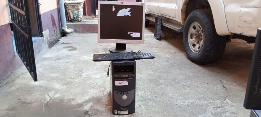 Equipo Dell Optiplex 380 Con monitor + Equipo Dell Optiplex 320 Con monitor · — imagen 2