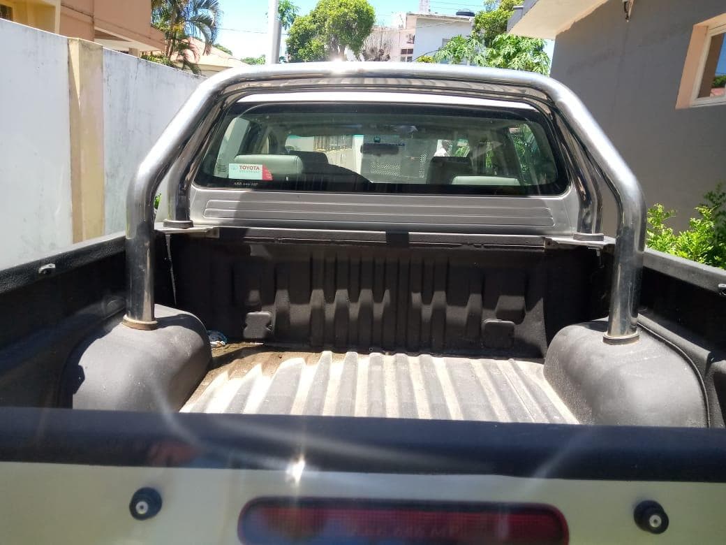 Toyota Hilux · — imagem 5