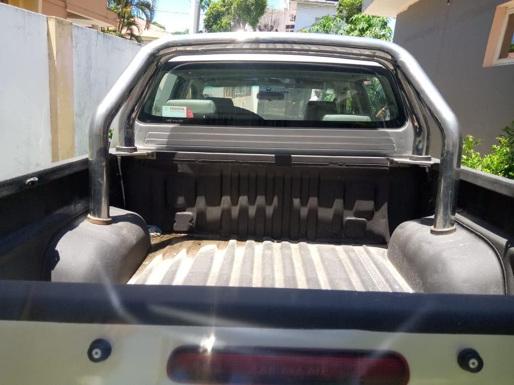 Toyota Hilux · — imagem 8