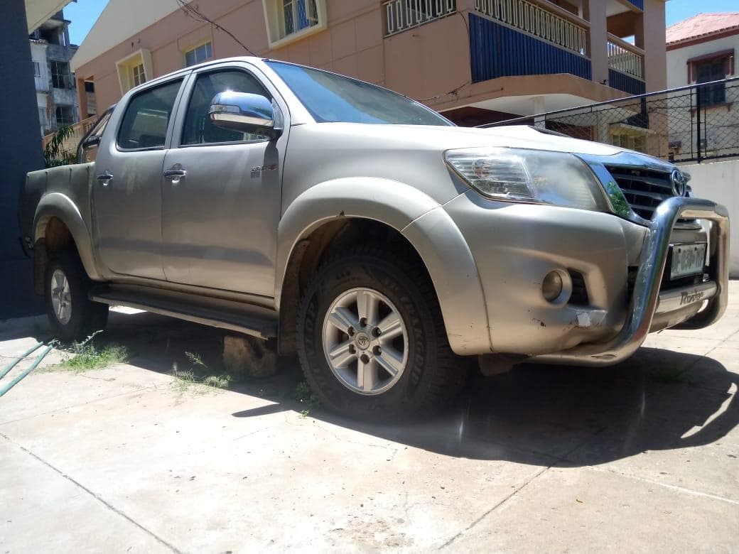 Toyota Hilux D4D · — image 2