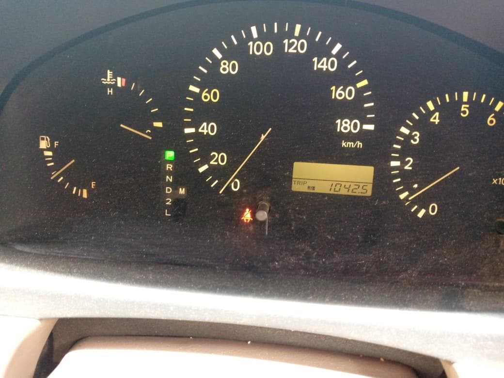 Toyota Harrier · — imagem 3