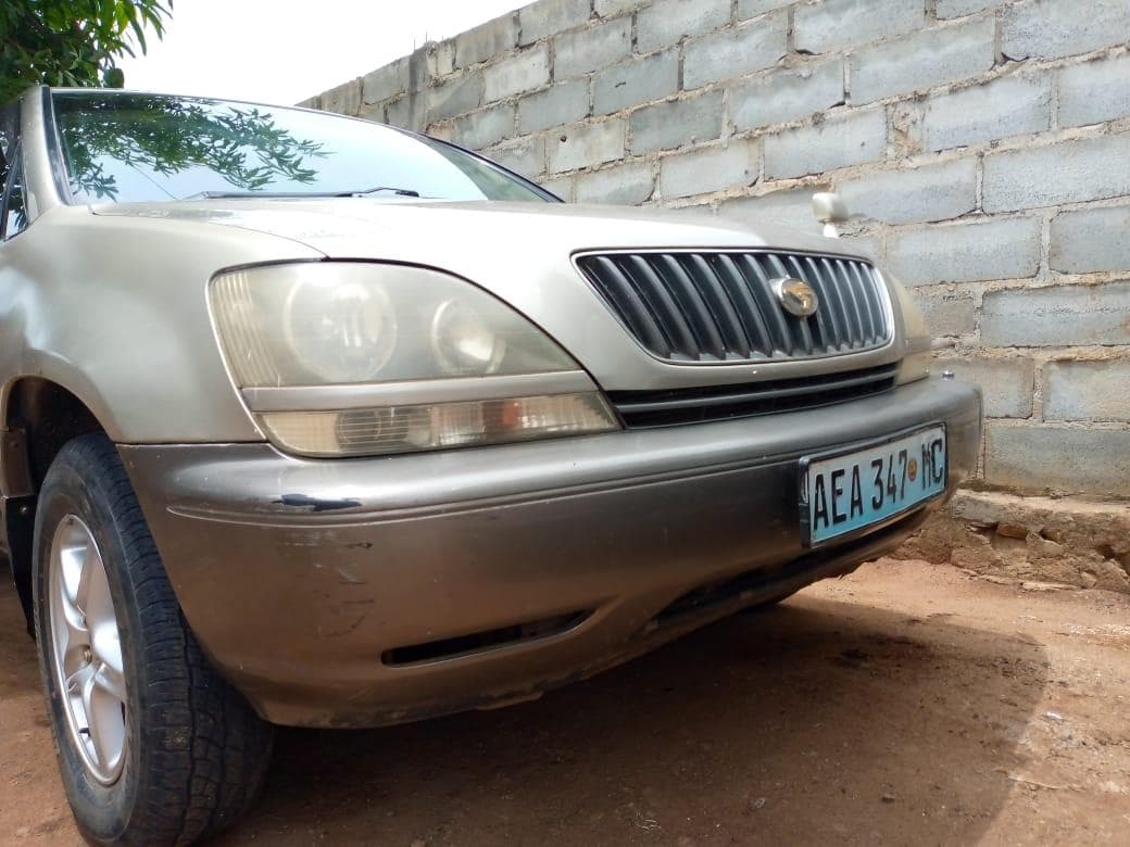 Toyota Harrier · — imagem 13