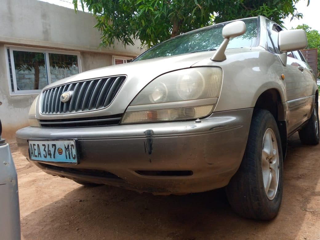 Toyota Harrier · — imagem 20