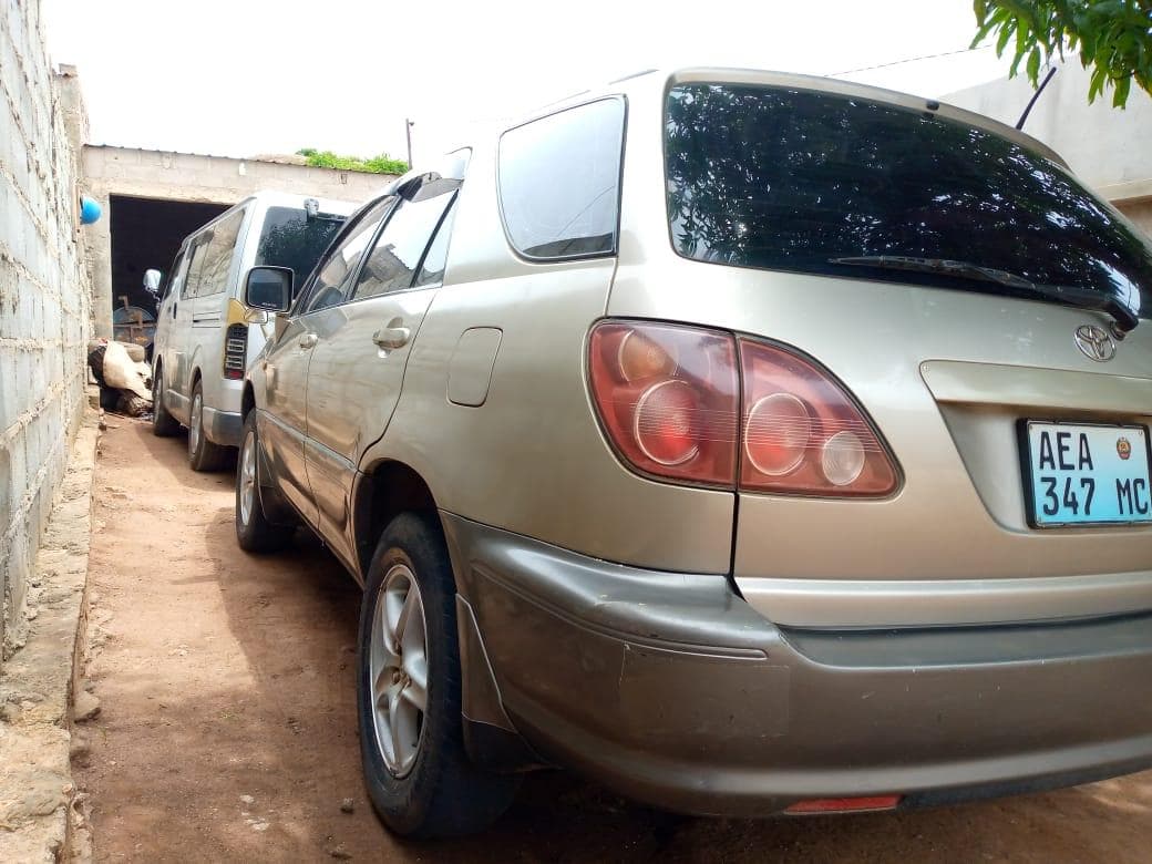 Toyota Harrier · — imagem 22
