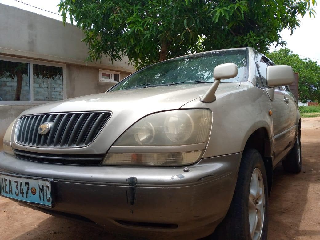 Toyota Harrier · — imagem 23