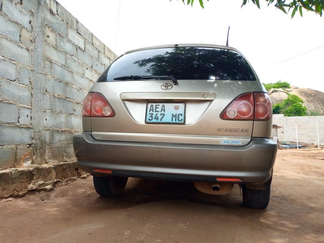 Toyota Harrier · — imagem 30