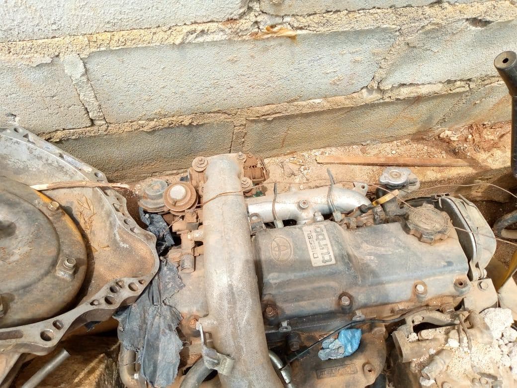 Motor e Caixa de Velocidade · — image 3