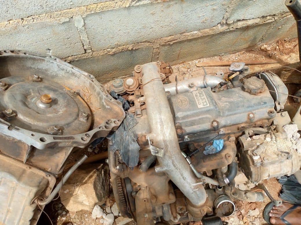 Motor e Caixa de Velocidade · — image 4