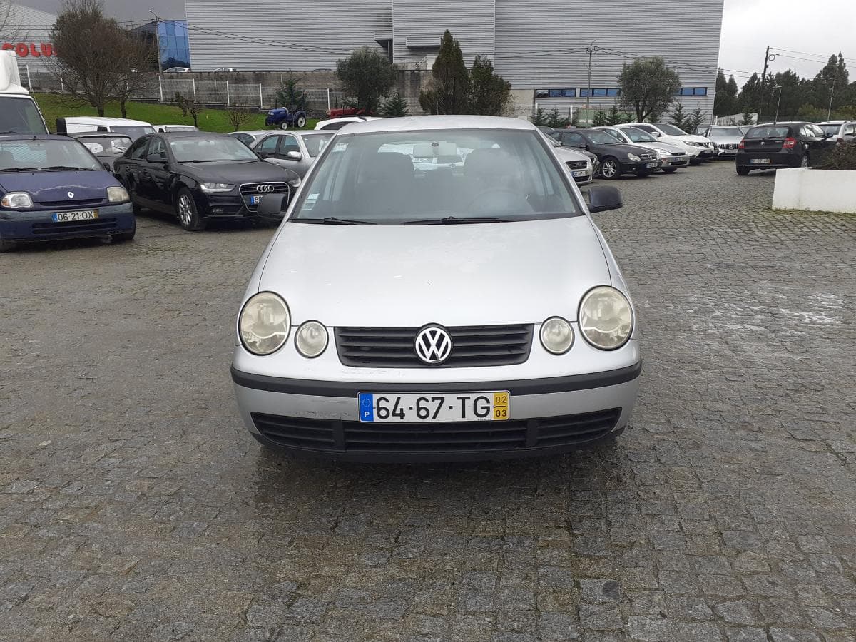 Volkswagen Polo 1.2 · Año 2002 — imagen 2
