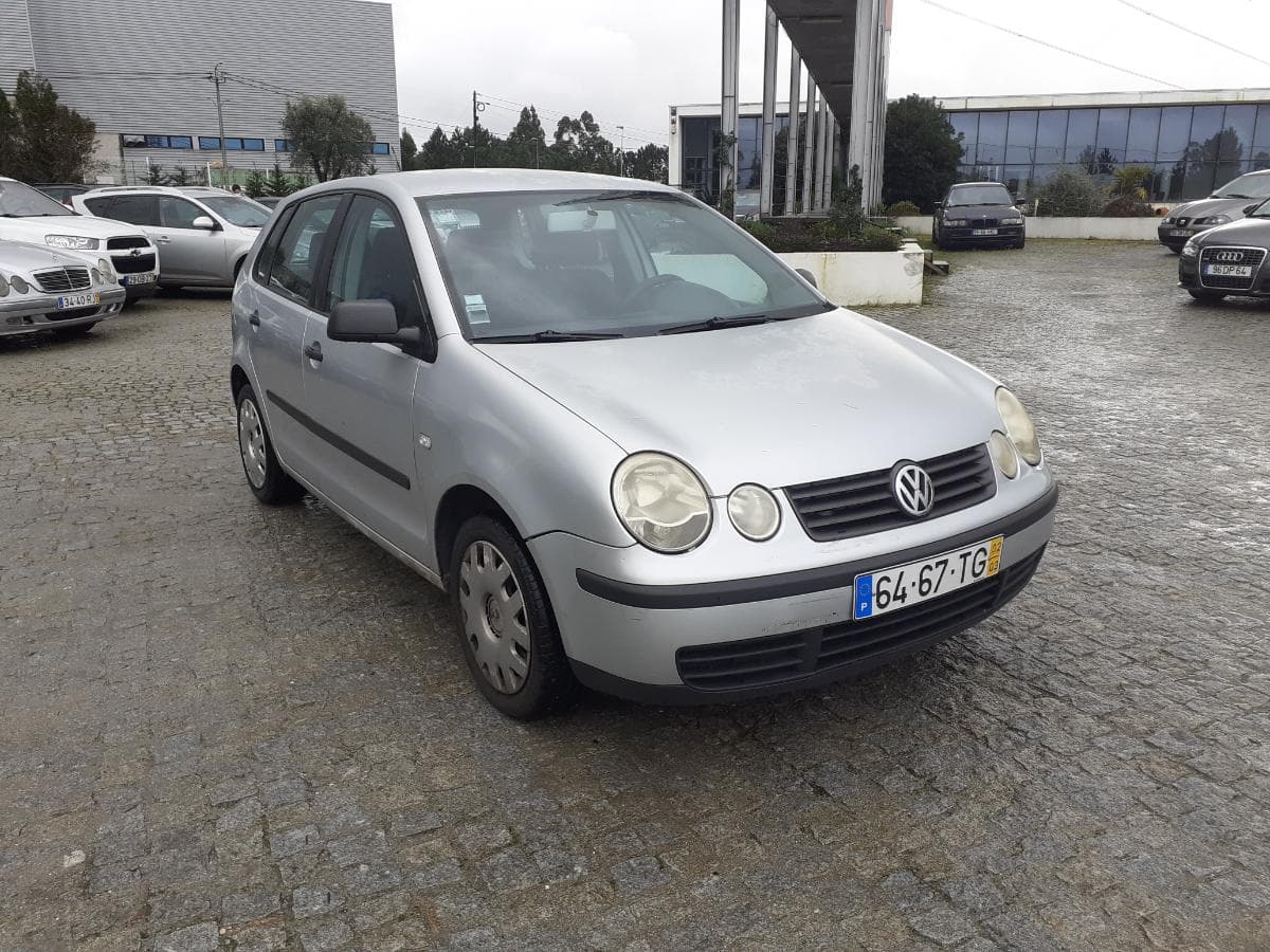 Volkswagen Polo 1.2 · Año 2002 — imagen 1