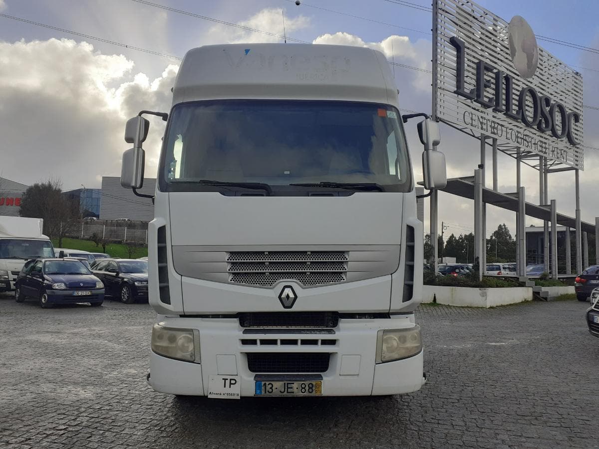 Renault Premium 440 DXI · Ano 2006 — imagen 2