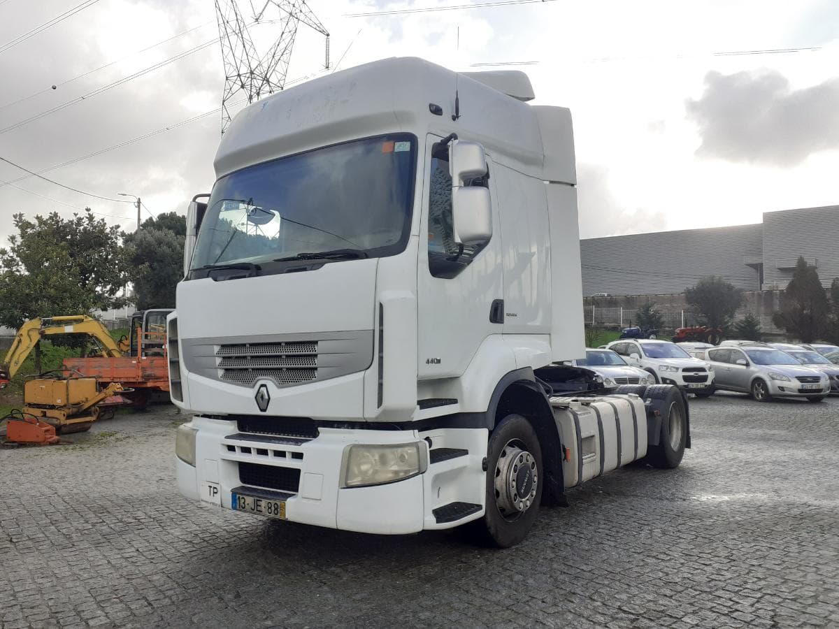 Renault Premium 440 DXI · Ano 2006 — imagen 3