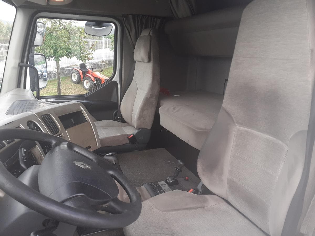 Renault Premium 440 DXI · Ano 2006 — imagen 11