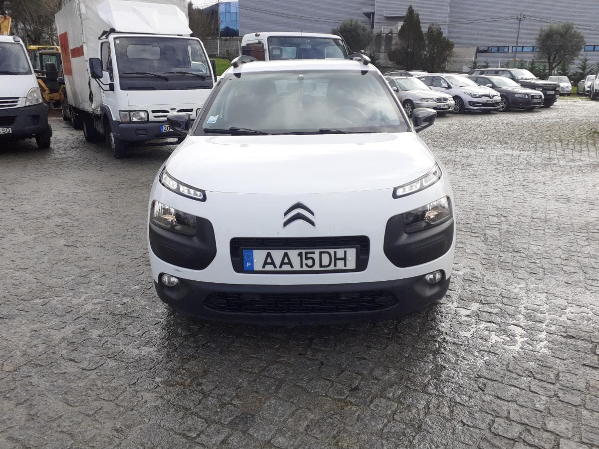 Citroën C4 Cactus 1.6 HDI · Ano 2016 — imagen 2