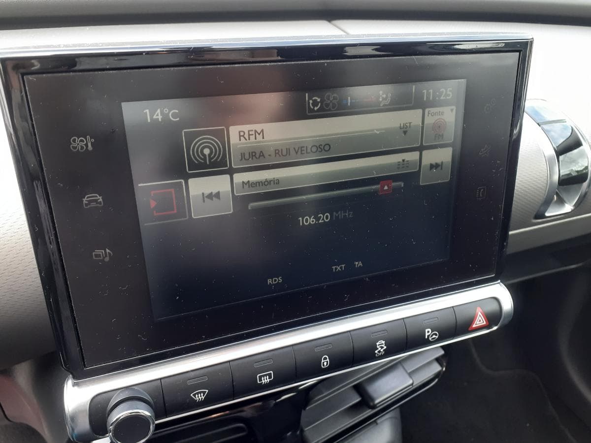 Citroën C4 Cactus 1.6 HDI · Ano 2016 — imagen 24