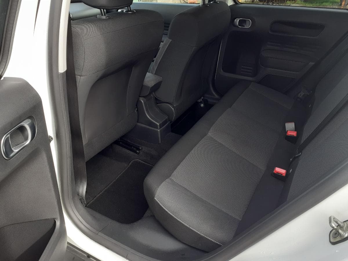 Citroën C4 Cactus 1.6 HDI · Ano 2016 — imagen 18