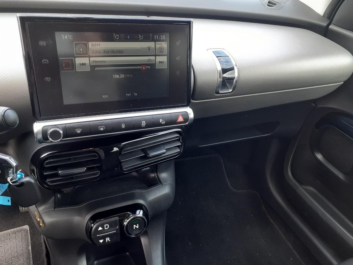 Citroën C4 Cactus 1.6 HDI · Ano 2016 — imagen 23