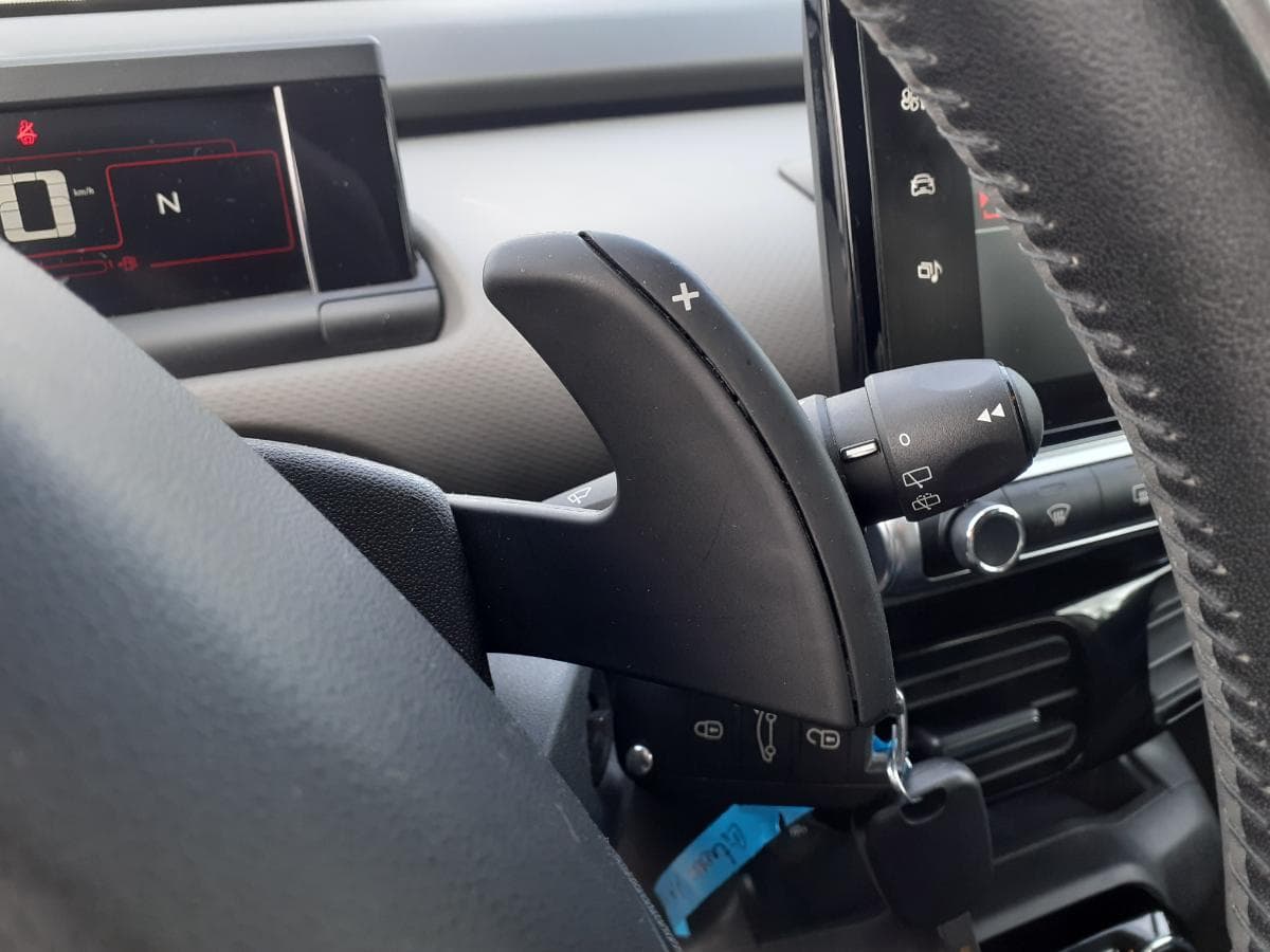 Citroën C4 Cactus 1.6 HDI · Ano 2016 — imagen 21