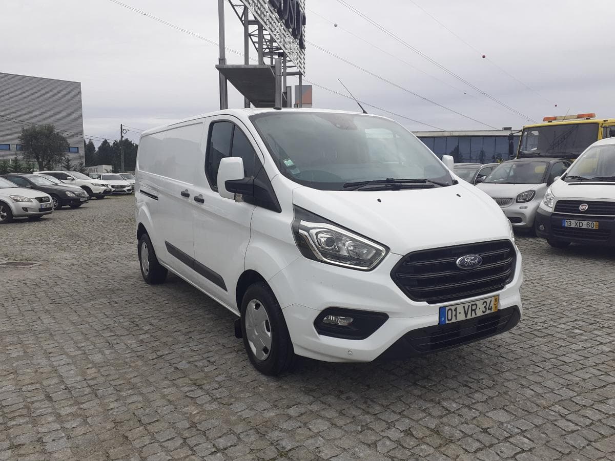 Ford Transit Custom 2.0 TDCI · Ano 2018 — imagen 1