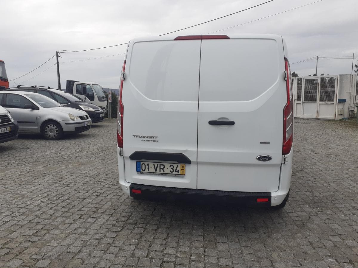 Ford Transit Custom 2.0 TDCI · Ano 2018 — imagen 5