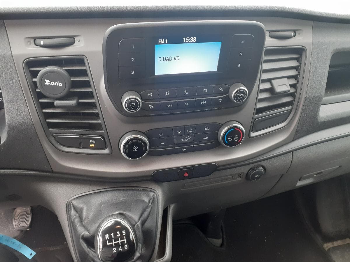 Ford Transit Custom 2.0 TDCI · Ano 2018 — imagen 20