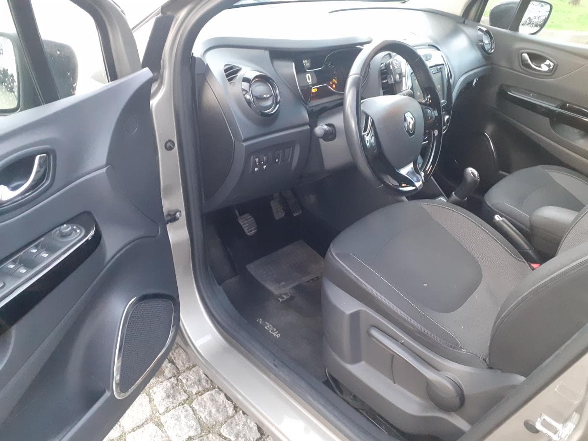 Renault Captur 0.9 TCE · Ano 2015 18-QC-89 — imagen 14