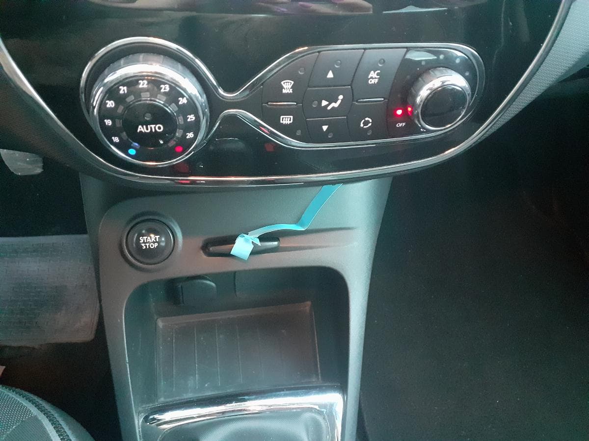 Renault Captur 0.9 TCE · Ano 2015 18-QC-89 — imagen 17