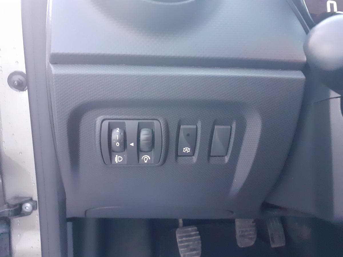 Renault Captur 0.9 TCE · Ano 2015 18-QC-89 — imagen 24