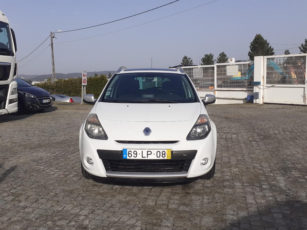 Renault Clio 1.5 DCI · Ano 2011 — image 3
