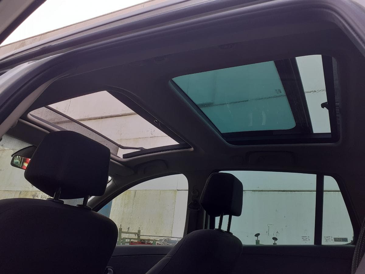 Renault Clio 1.5 DCI · Ano 2011 — image 30