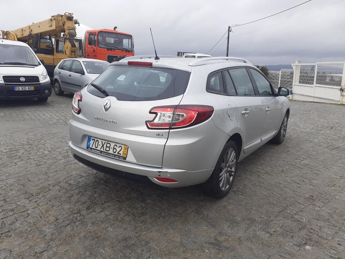 Renault Mégane 1.5 DCI · Ano 2016 — image 4