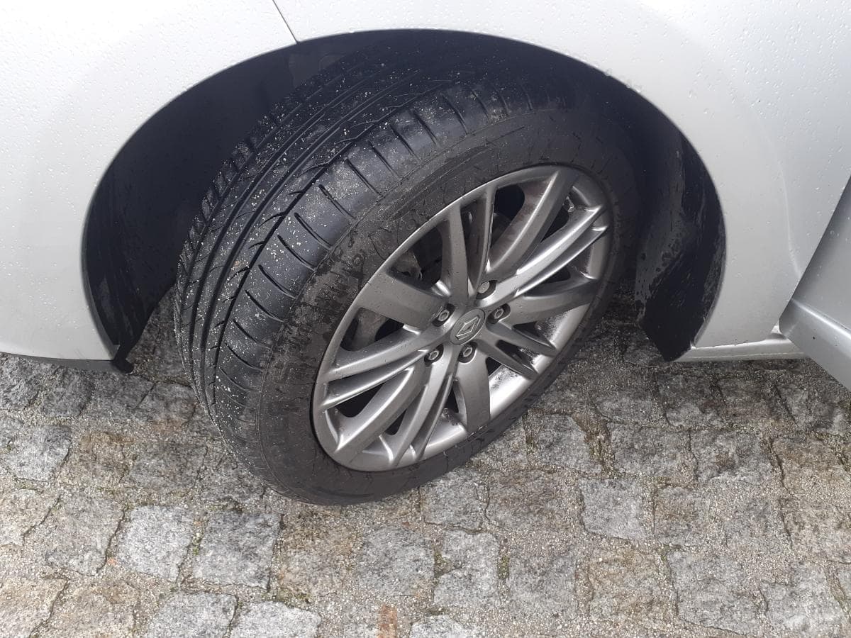 Renault Mégane 1.5 DCI · Ano 2016 — image 13