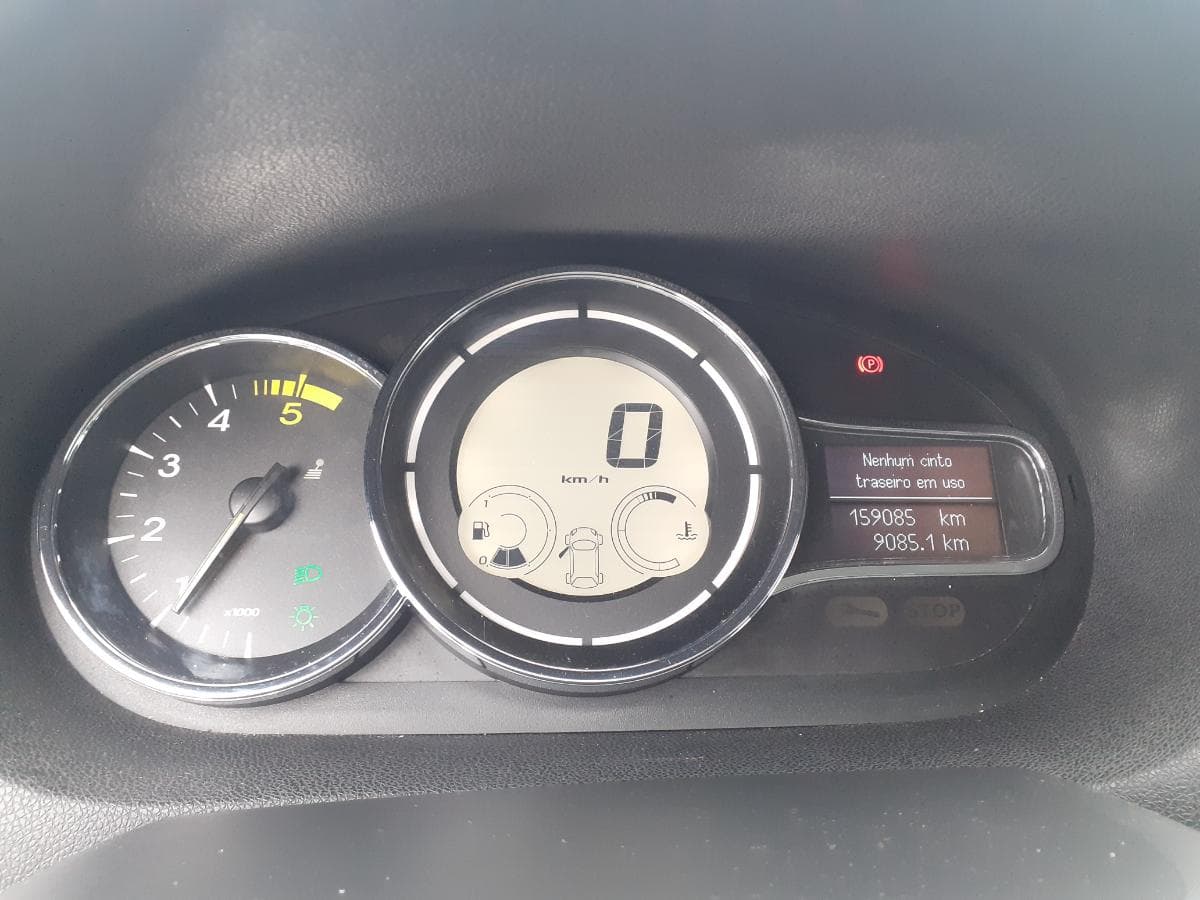 Renault Mégane 1.5 DCI · Ano 2016 — image 26