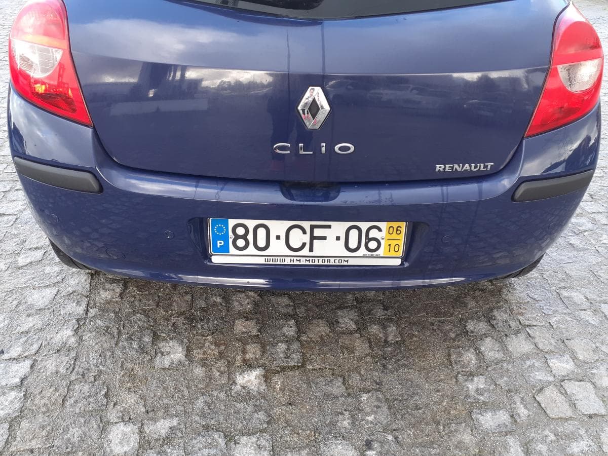 Renault Clio 1.5 DCI · Ano 2006 80-CF-06 — imagen 7