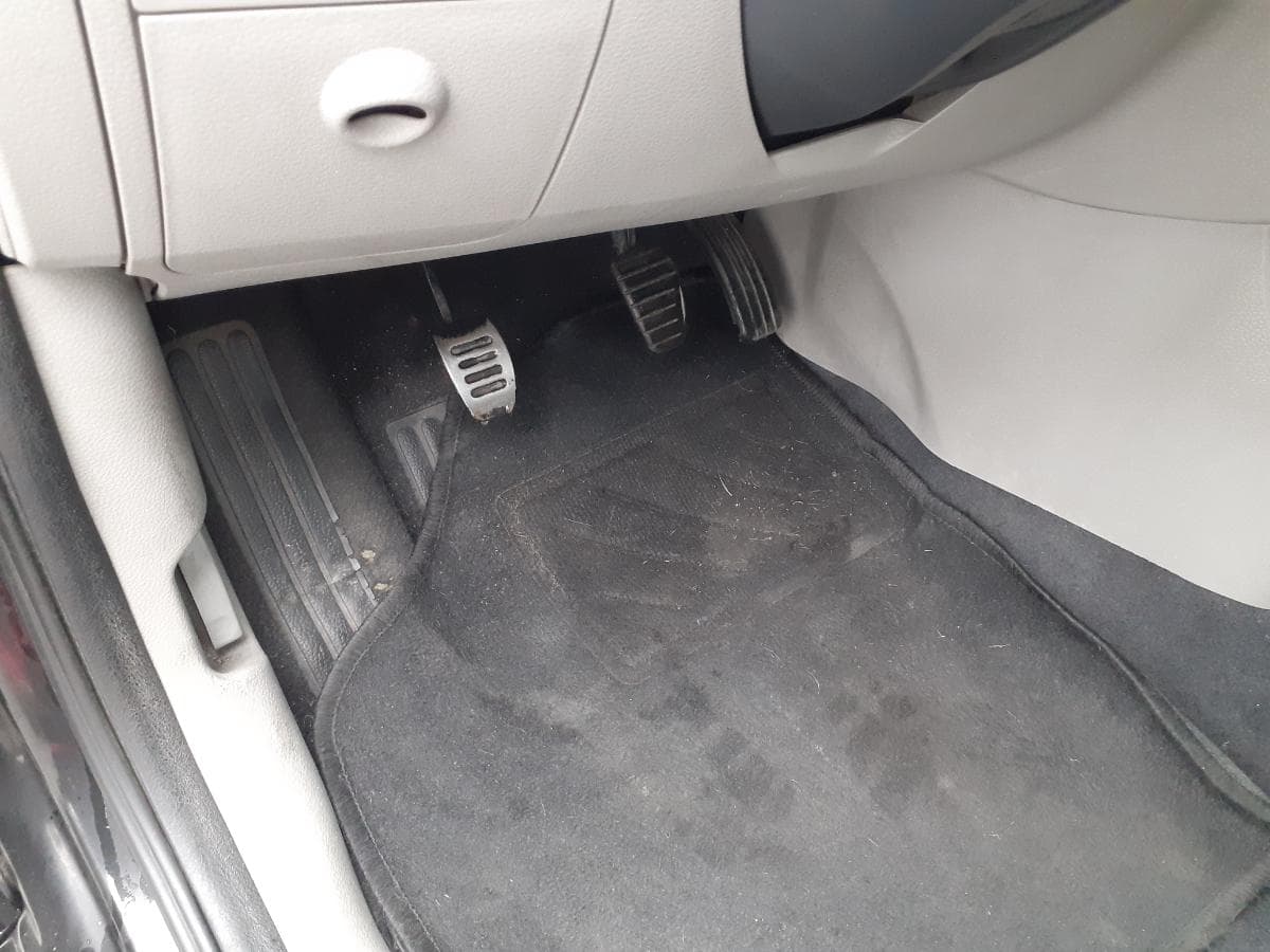 Renault Modus 1.2 · Ano 2005 — imagen 17