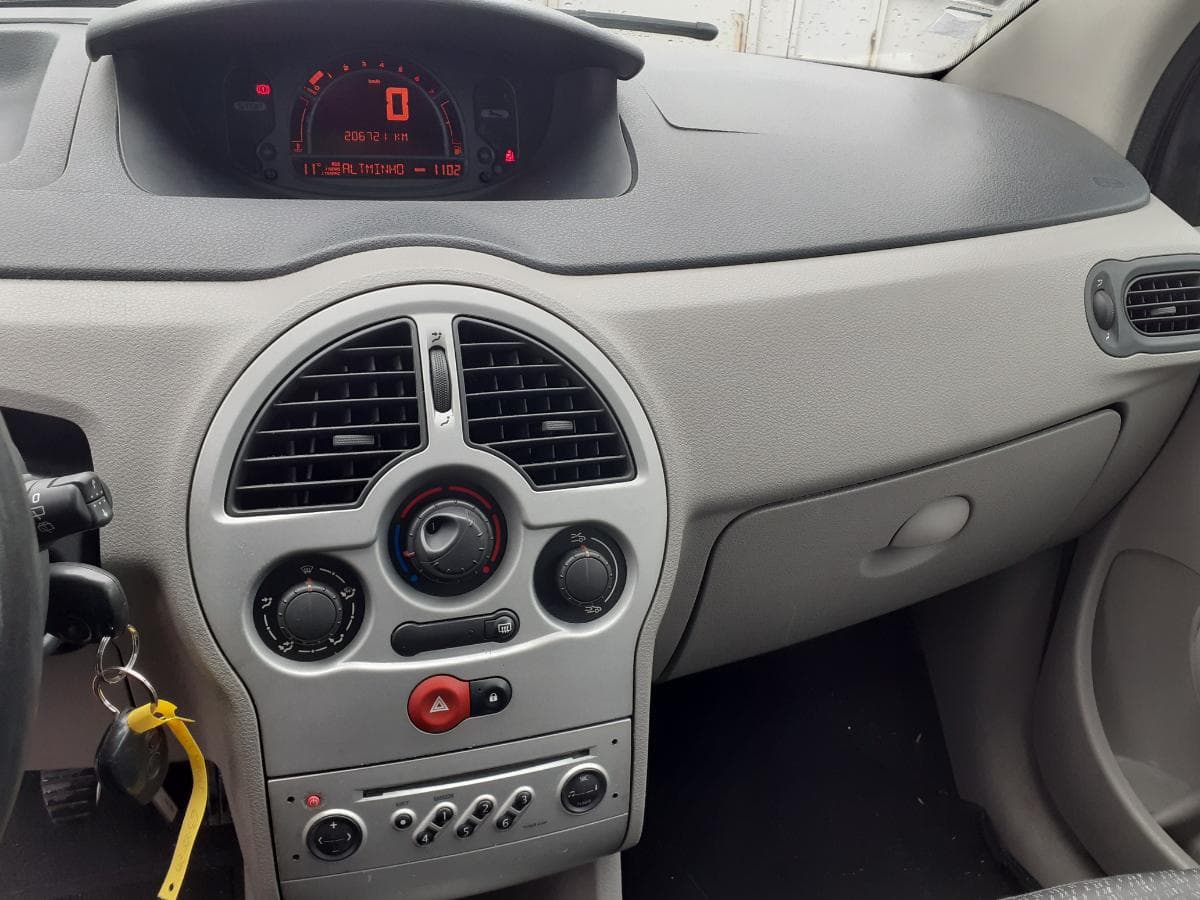 Renault Modus 1.2 · Ano 2005 — imagen 20
