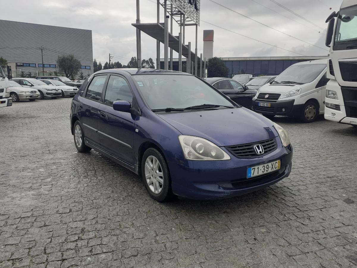 Honda Civic 1.4 IS · Ano 2004 — imagen 1