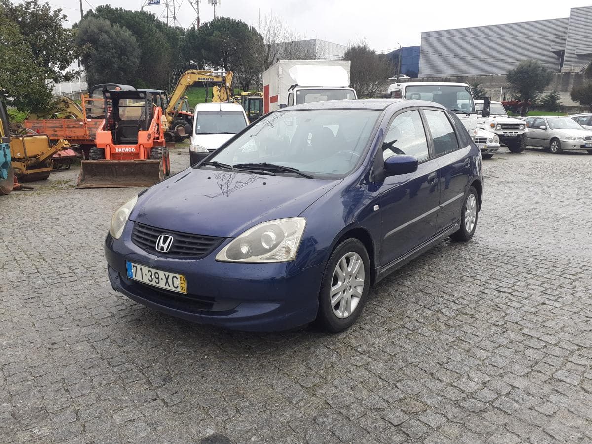 Honda Civic 1.4 IS · Ano 2004 — imagen 3